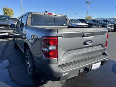 New 2025 Ford Maverick Lariat Crew Cab Truck for sale in St. Joseph MO