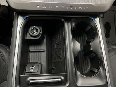 New 2025 Ford Expedition Max for sale in St. Joseph MO