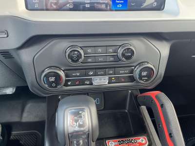 New 2025 Ford Bronco for sale in St. Joseph MO