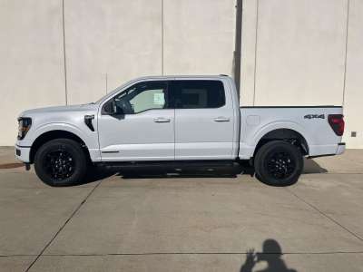 New 2025 Ford F-150 XLT Crew Cab Truck for sale in St. Joseph MO