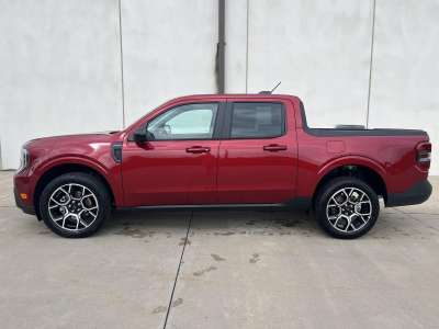 New 2026 Ford Maverick Lariat Crew Cab Truck for sale in St. Joseph MO
