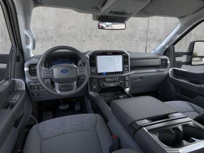 New 2025 Ford F-150 XLT Crew Cab Truck for sale in St. Joseph MO