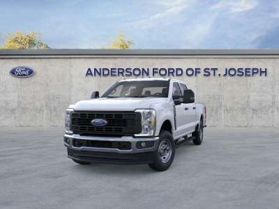 New 2026 Ford Super Duty F-250 XLT Crew Cab Truck for sale in St. Joseph MO