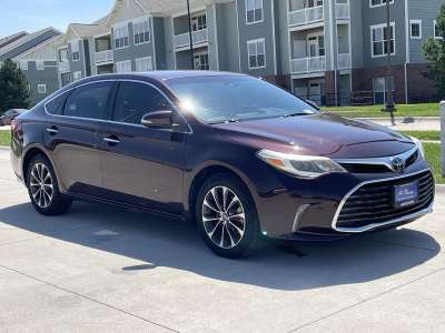Used 2018 Toyota Avalon XLE Sedan for sale in St. Joseph MO