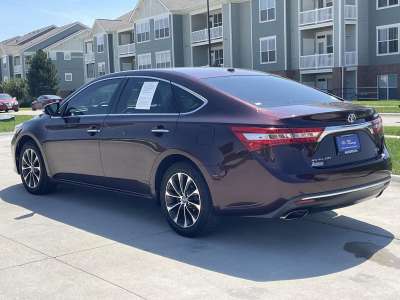 Used 2018 Toyota Avalon XLE Sedan for sale in St. Joseph MO