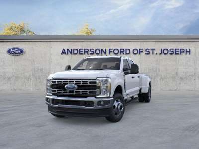 New 2026 Ford Super Duty F-350 XLT Crew Cab Truck for sale in St. Joseph MO
