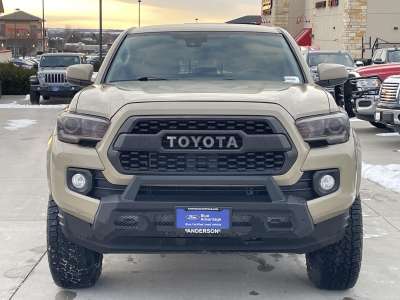 Used 2018 Toyota Tacoma SR5 V6 Double Cab Truck for sale in St. Joseph MO