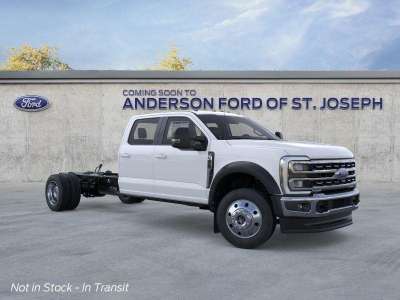 New 2026 Ford Super Duty F-450 DRW LARIAT 4WD Crew Cab 179 WB 60 CA Crew Cab Truck for sale in St. Joseph MO