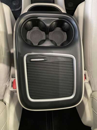 Used 2021 Chrysler Pacifica for sale in St. Joseph MO