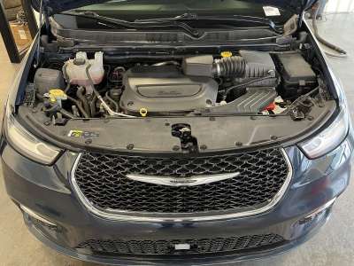 Used 2021 Chrysler Pacifica for sale in St. Joseph MO