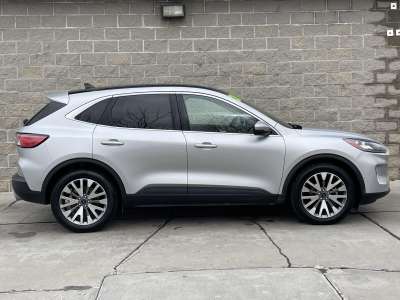 Used 2020 Ford Escape Titanium Hybrid Hatchback for sale in St. Joseph MO