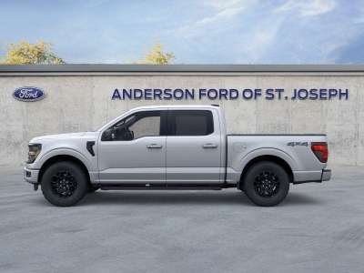 New 2025 Ford F-150 XLT Crew Cab Truck for sale in St. Joseph MO