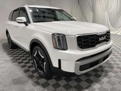 Used 2023 Kia Telluride S SUV/Crossover for sale in St. Joseph MO