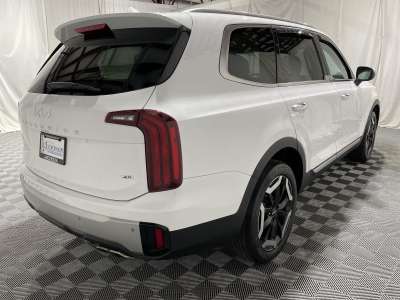Used 2023 Kia Telluride S SUV/Crossover for sale in St. Joseph MO