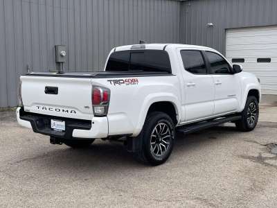 Used 2022 Toyota Tacoma 4WD SR Crew Cab Truck for sale in St. Joseph MO