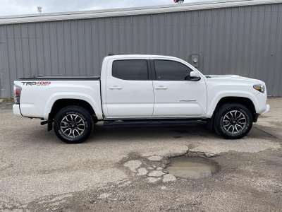 Used 2022 Toyota Tacoma 4WD SR Crew Cab Truck for sale in St. Joseph MO