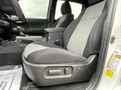Used 2022 Toyota Tacoma 4WD for sale in St. Joseph MO