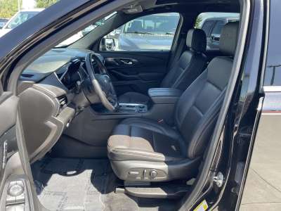 Used 2023 Chevrolet Traverse for sale in St. Joseph MO