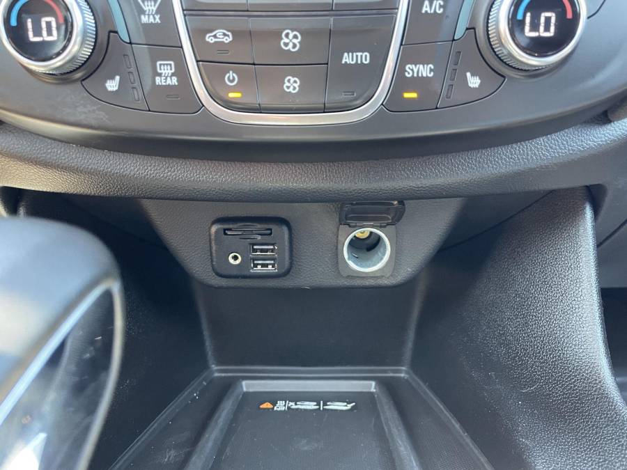 Used 2023 Chevrolet Traverse for sale in St. Joseph MO