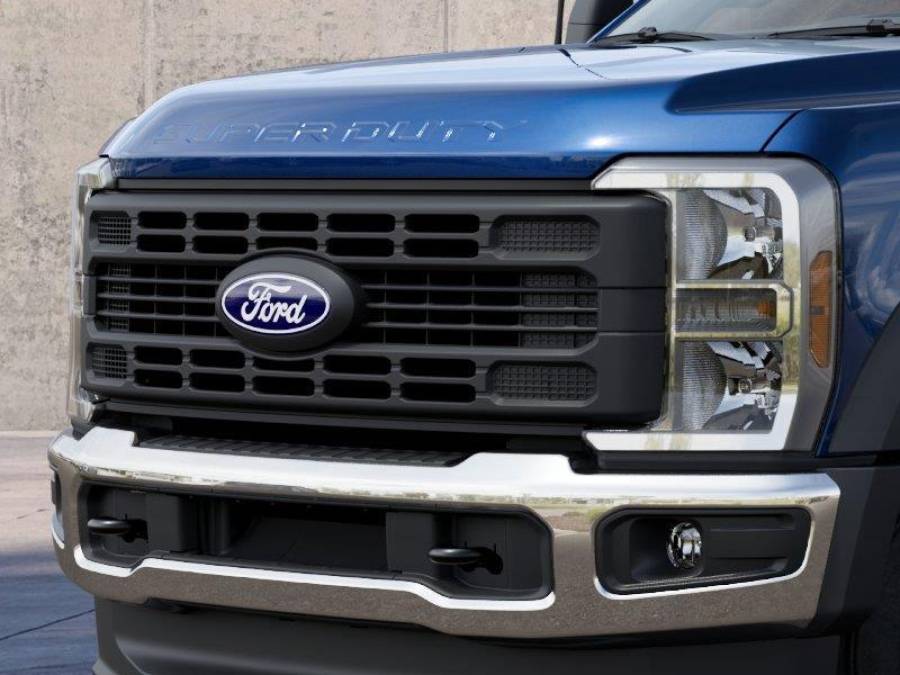 New 2027 Ford Super Duty F-450 DRW for sale in St. Joseph MO