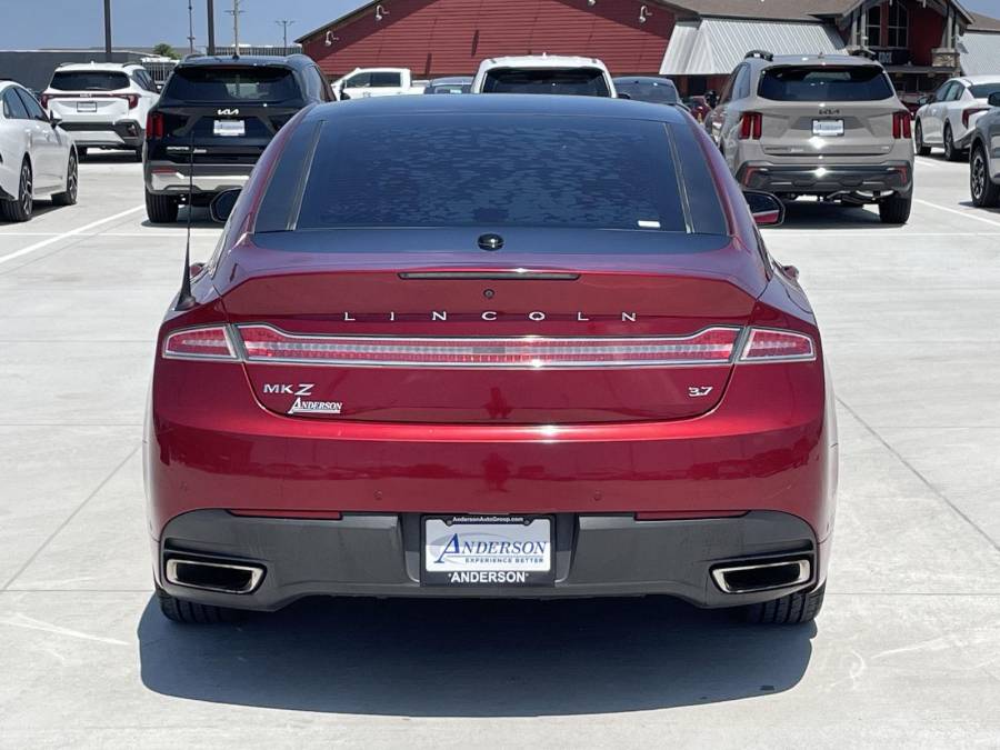 Used 2013 Lincoln MKZ for sale in Grand Island NE