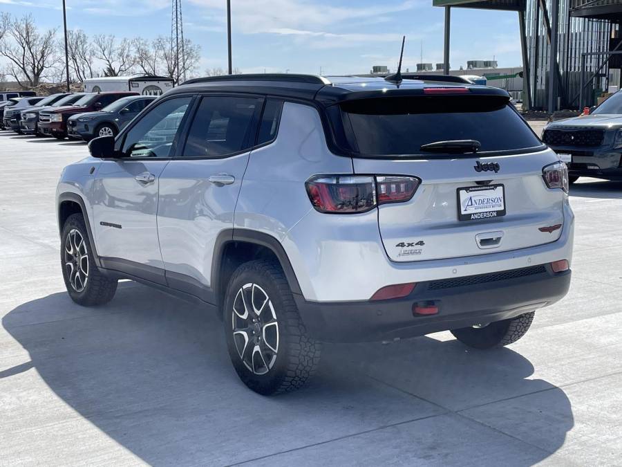Used 2025 Jeep Compass for sale in Grand Island NE