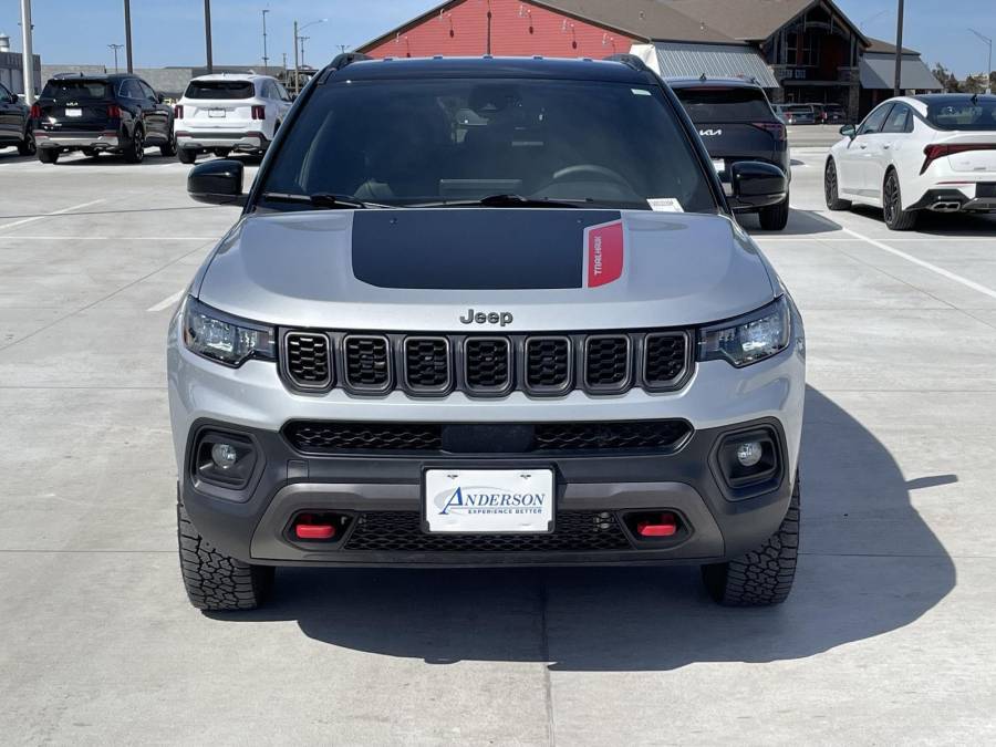 Used 2025 Jeep Compass for sale in Grand Island NE