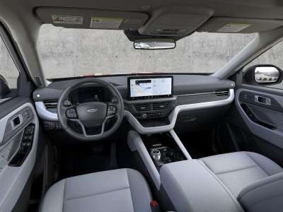 New 2025 Ford Explorer for sale in Lincoln NE