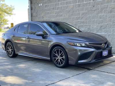 Used 2021 Toyota Camry for sale in Lincoln NE