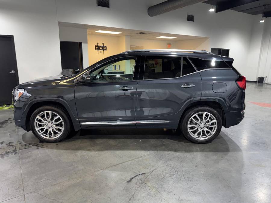 Used 2022 GMC Terrain for sale in Lincoln NE