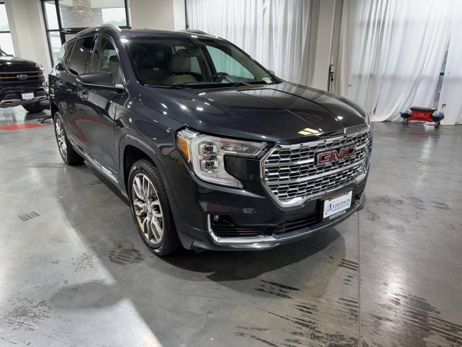 Used 2022 GMC Terrain for sale in Lincoln NE
