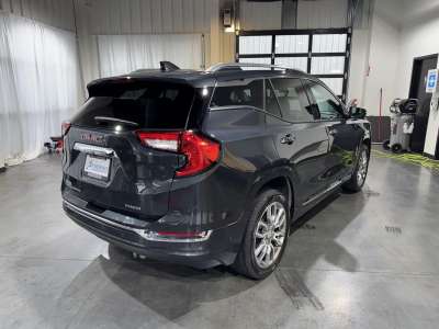 Used 2022 GMC Terrain for sale in Lincoln NE