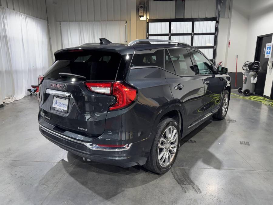 Used 2022 GMC Terrain for sale in Lincoln NE