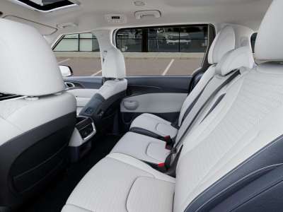 New 2026 Kia Carnival Hybrid for sale in St. Joseph MO