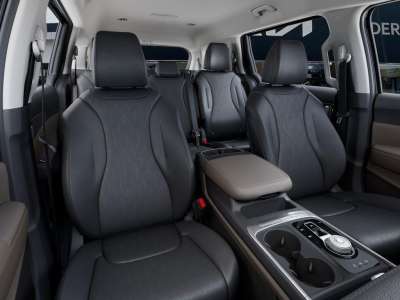 New 2026 Kia Carnival Hybrid for sale in St. Joseph MO