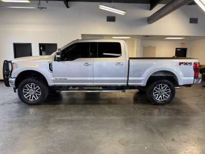 Used 2019 Ford Super Duty F-250 Lariat Crew Cab Truck for sale in St. Joseph MO