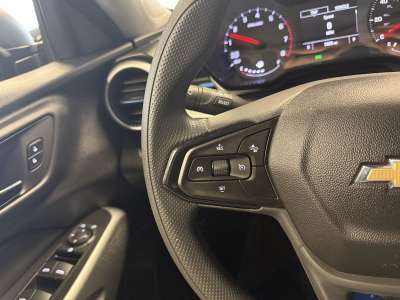 Used 2025 Chevrolet Trax for sale in St. Joseph MO