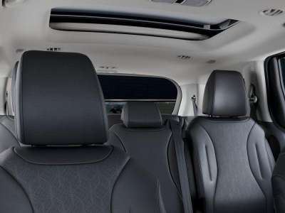 New 2026 Kia Carnival Hybrid for sale in St. Joseph MO