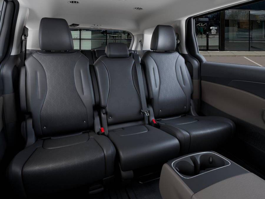 New 2027 Kia Carnival for sale in St. Joseph MO