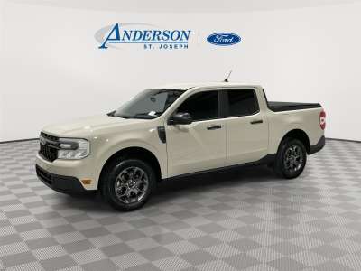 Used 2024 Ford Maverick XLT Crew Cab Truck for sale in St. Joseph MO Used 2024 Ford Maverick XLT Crew Cab Truck for sale in St. Joseph MO