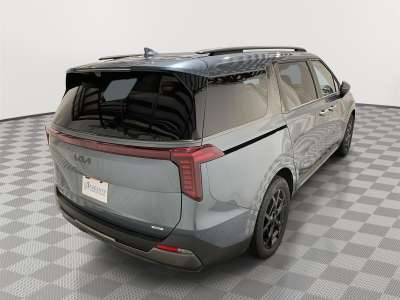 Used 2025 Kia Carnival Hybrid SX Prestige Minivan for sale in St. Joseph MO Used 2025 Kia Carnival Hybrid SX Prestige Minivan for sale in St. Joseph MO