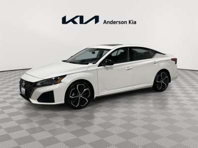 Used 2024 Nissan Altima 2.5 SR Sedan for sale in St. Joseph MO Used 2024 Nissan Altima 2.5 SR Sedan for sale in St. Joseph MO