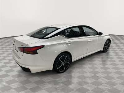 Used 2024 Nissan Altima 2.5 SR Sedan for sale in St. Joseph MO Used 2024 Nissan Altima 2.5 SR Sedan for sale in St. Joseph MO